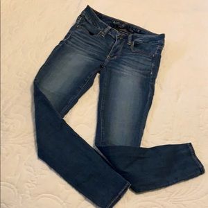 American Eagle girls jeans